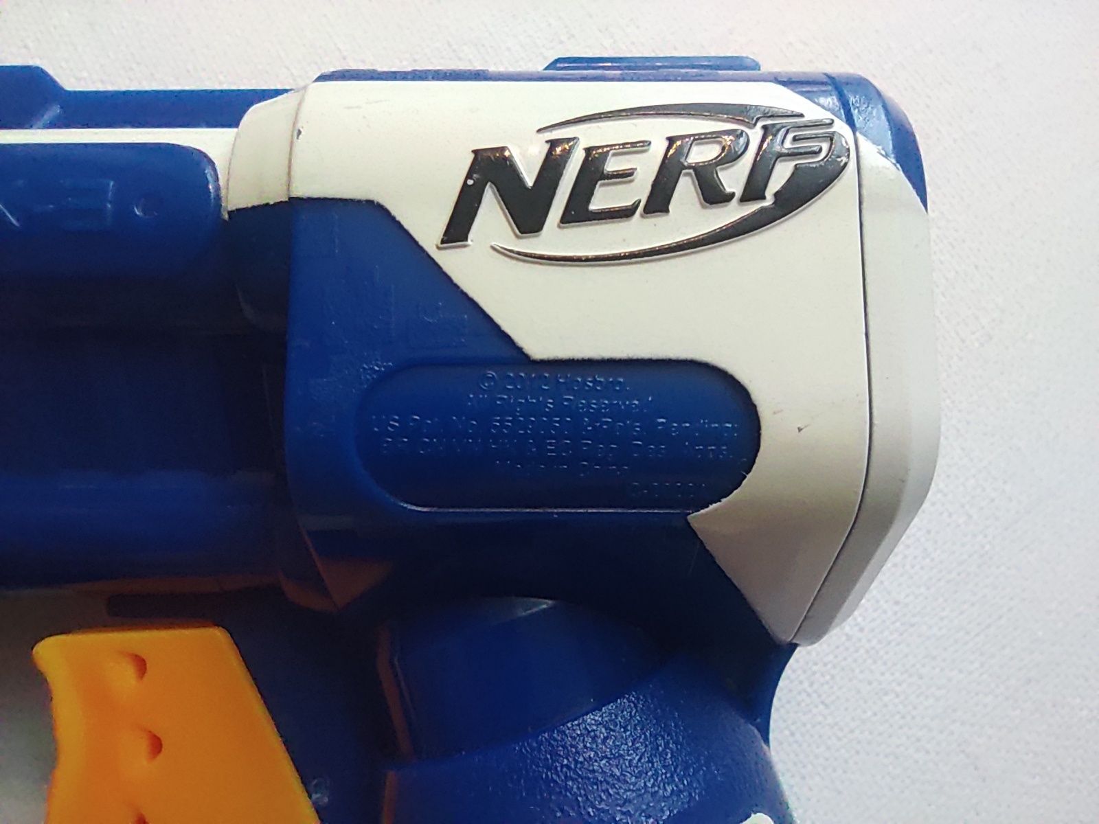 Іграшковий пістолет NERF