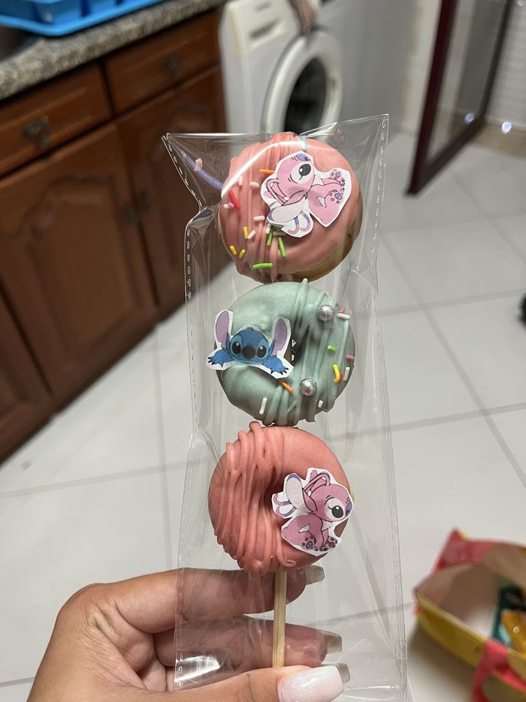 Mini donnuts para aniversario