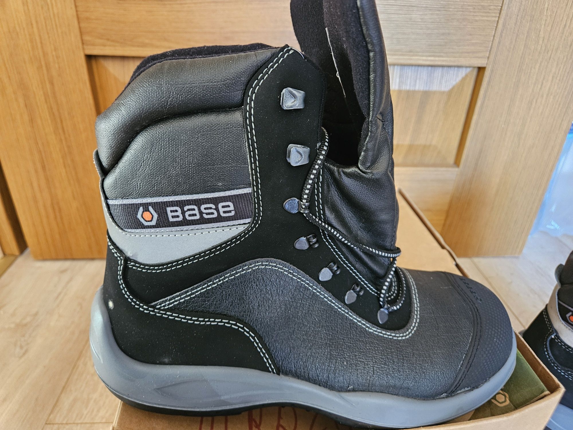 Buty robocze zimowe Base Bach S3 Cl SRC