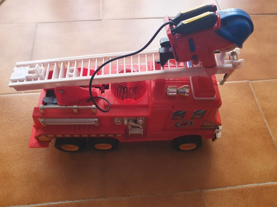 Camião bombeiros brincar
