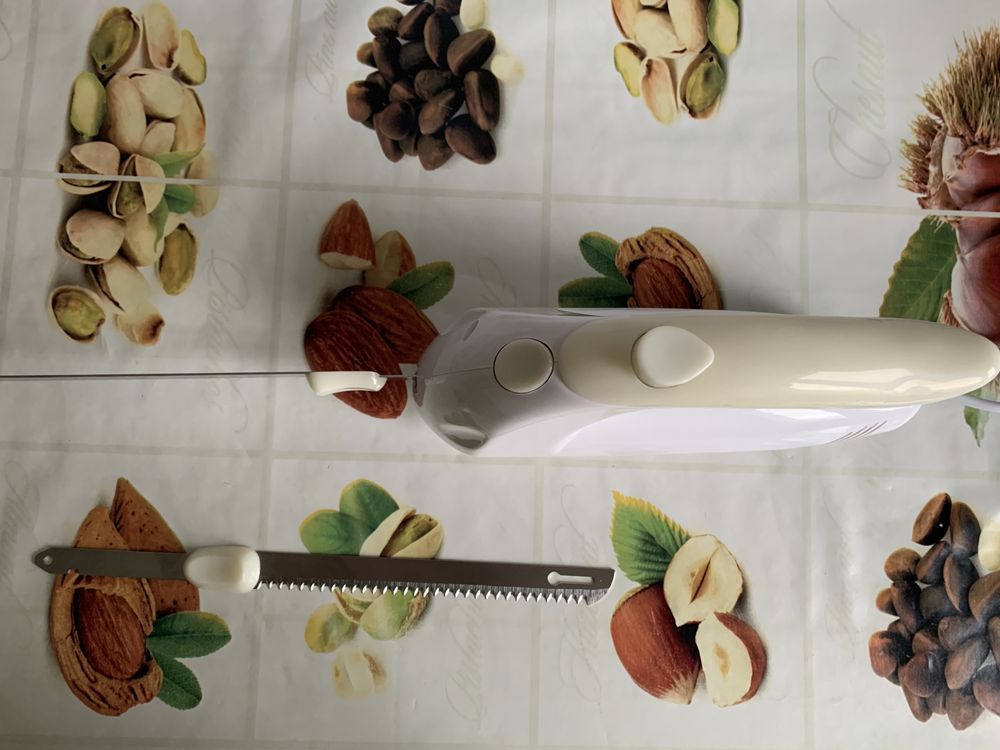 Електричний ніж Clatronic Electric Knife