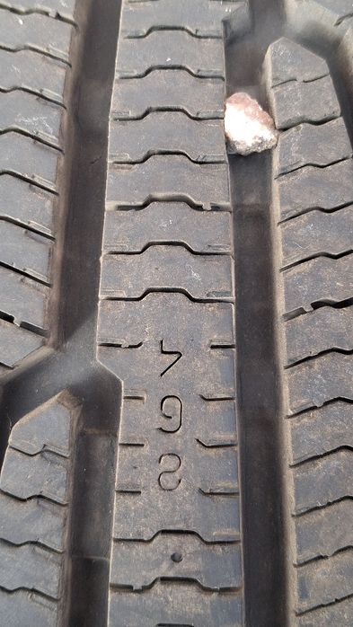 Продам,зимові шини NOKIAN NORDMAN 215/70/16