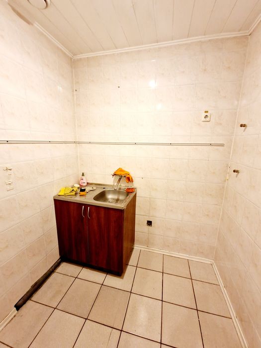 Вул. Костенко! 100кв.м в центрі міста!