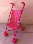 Carrinho bébé rosa para brincar, dobrável