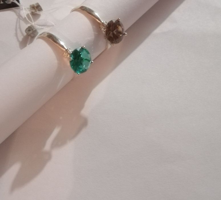 Продам серебряное кольцо 925 пробы.