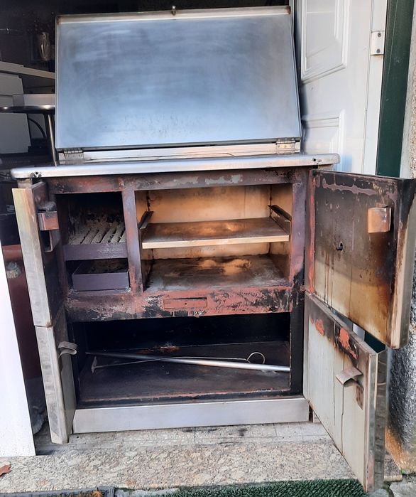 Fogão inox em bom estado