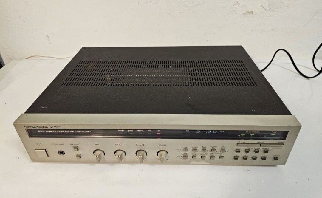 Stereo Amplifier Harman Kardon HK 495i