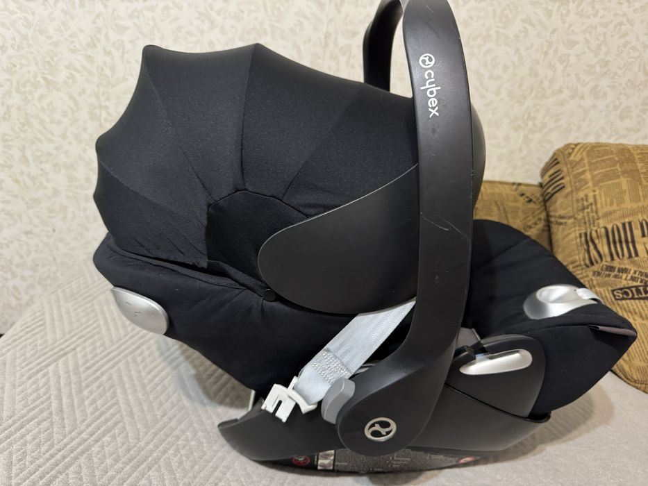 Автокрісло Cybex Cloud T i-Size Mirage grey