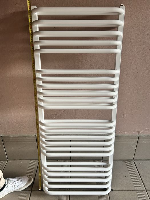 Grzejnik łazienkowy 130x53 podłączenie 50