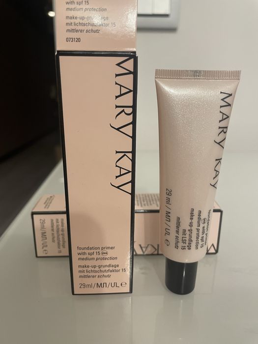 Mary Kay Baza pod Podkład Mary Kay z filtrem SPF 15