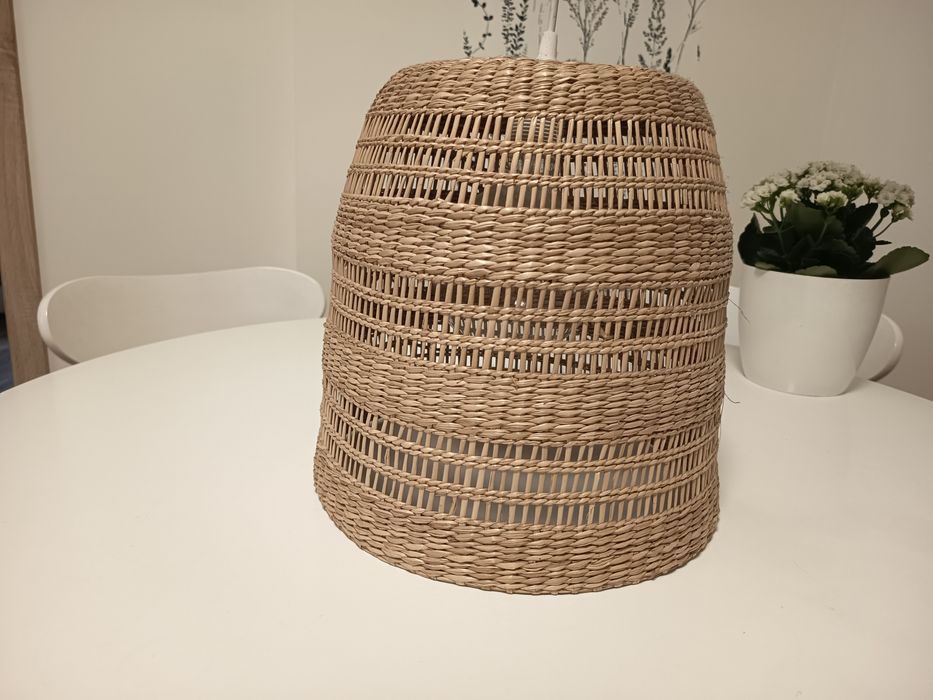 Żyrandol / lampa