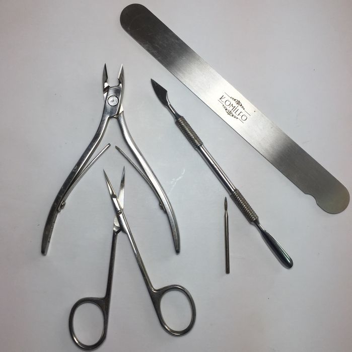 Терміново потрібні моделі на манікюр