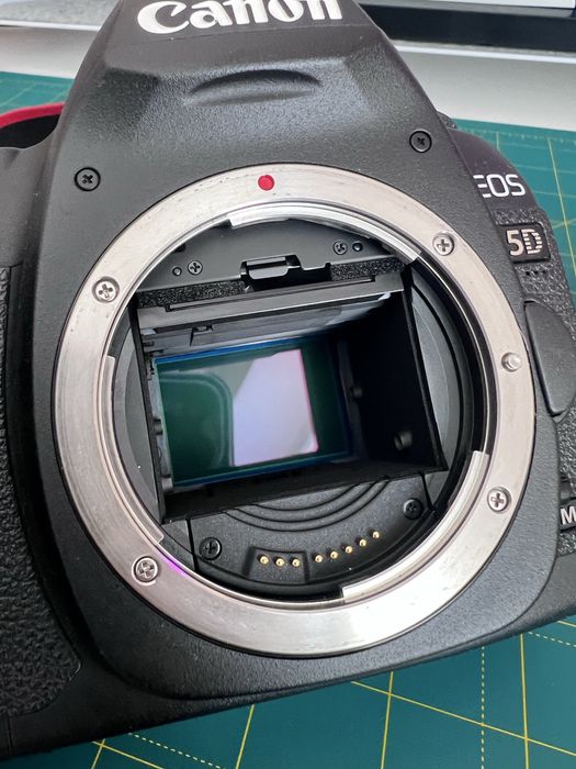 Canon 5d mark II + обʼєктив 50mm f.1/4