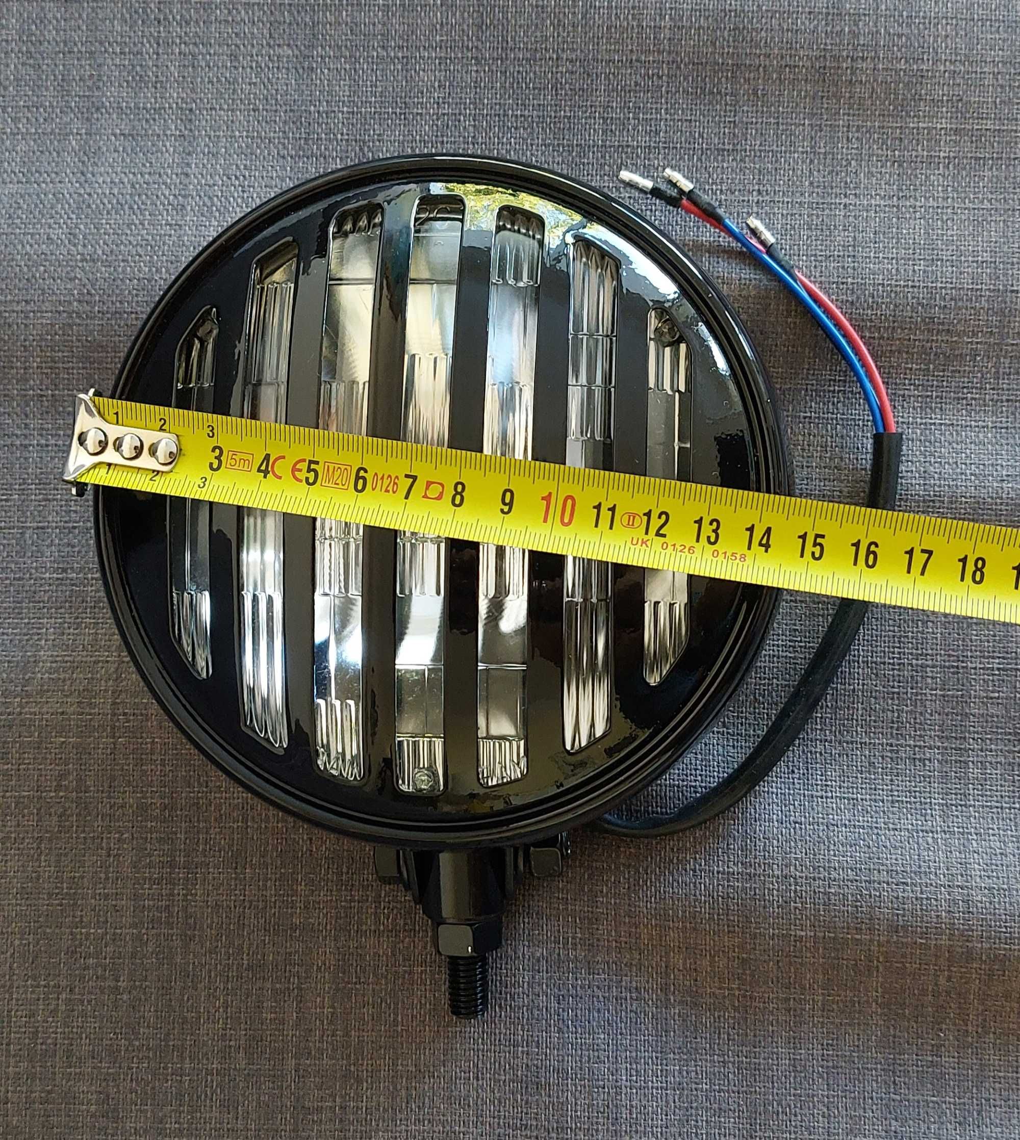 Farol frontal para mota - Cafe Racer , bobber , choper .