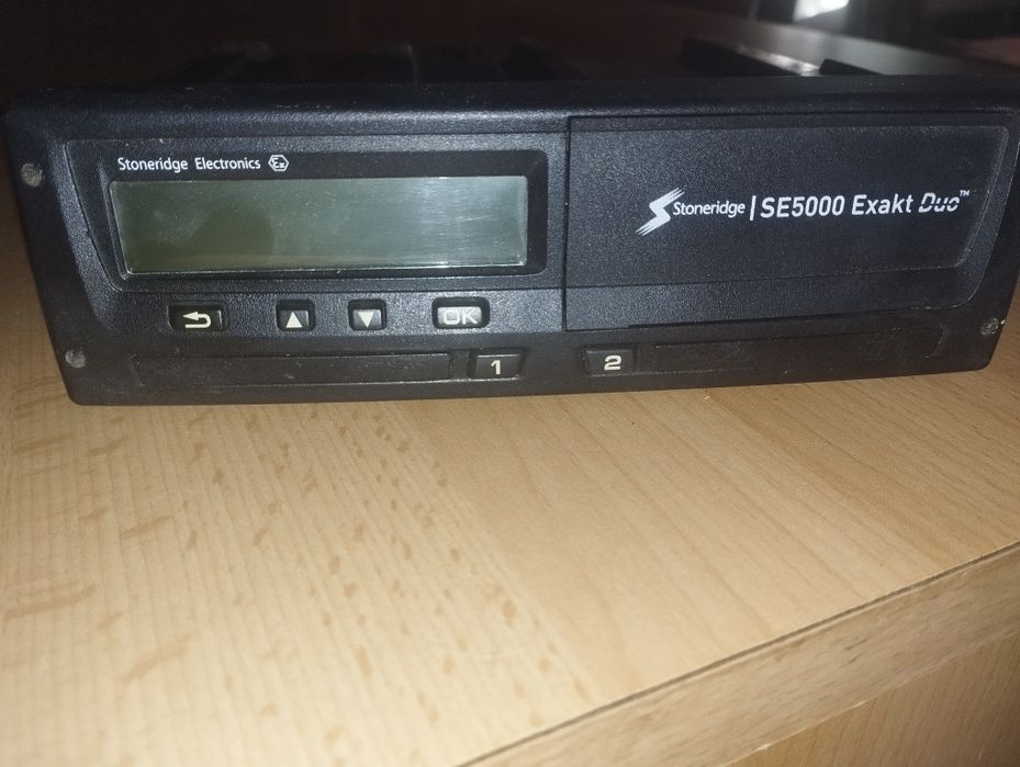 Цифровий тахограф SE5000 Exakt Duo тм, 12/24в 6000
Універсальний 
В ко