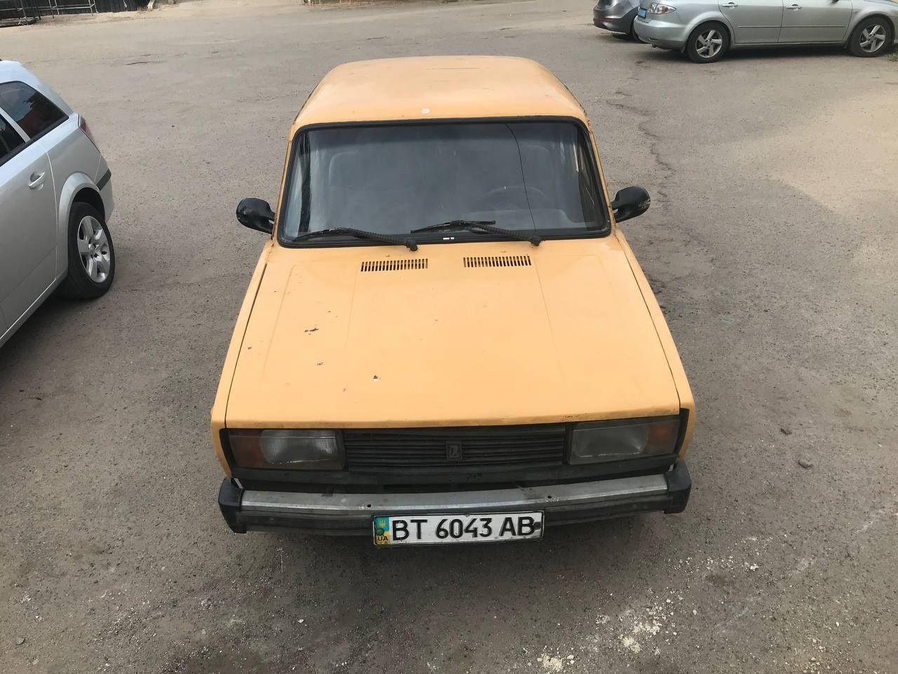 Продам ваз 2105.