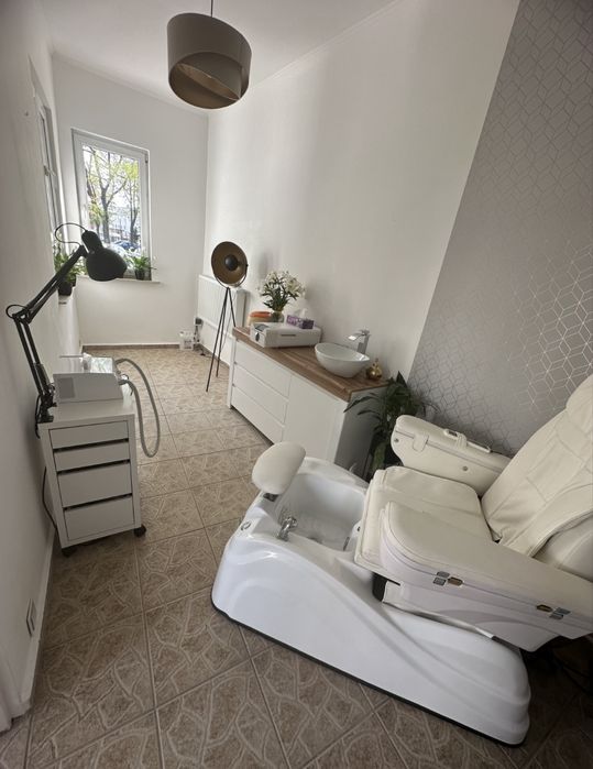 Fotel pedicure z masazem