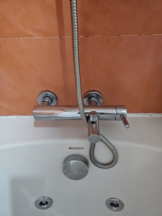 Torneira de banheira com chuveiro