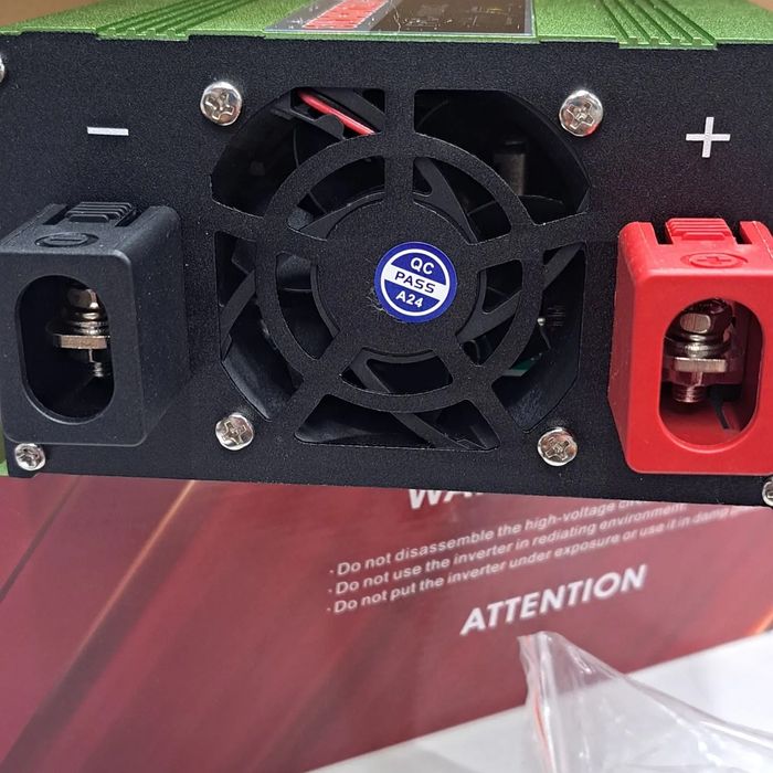 Комплект Інвертор 12-220 SUNCHONGLIC FFU-1000C,акумулятор Kijo JM12-65