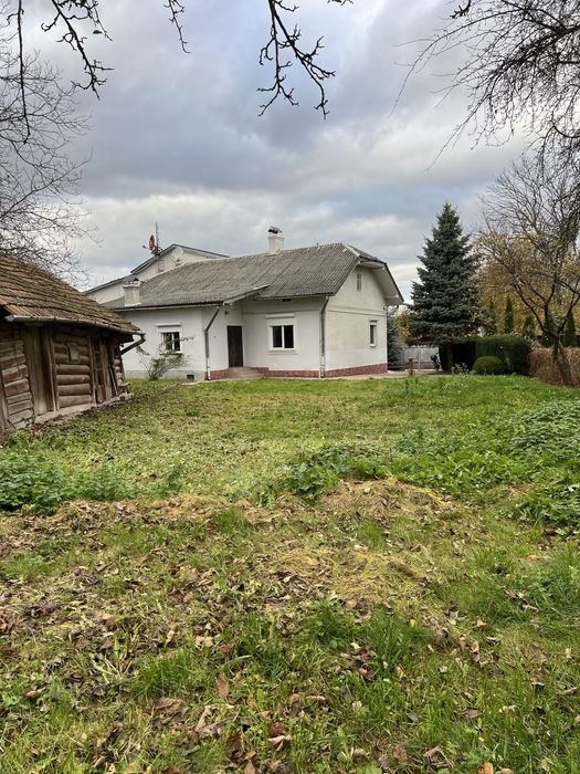 Будинок(центр)260 м², 2 входи, під 2 сім’ї, 10 соток, з пандусом