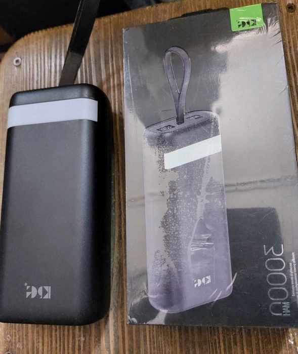 Power Bank  KP-30,  30000 мАh. З ліхтарем