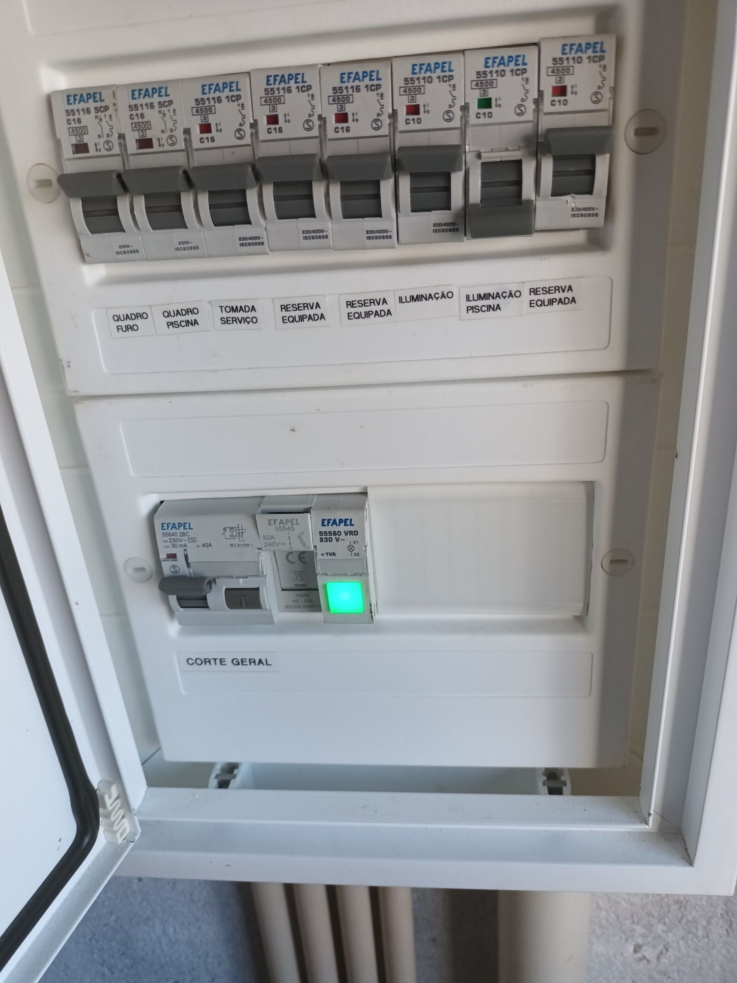 Eletricista / Canalizador serviço profissional