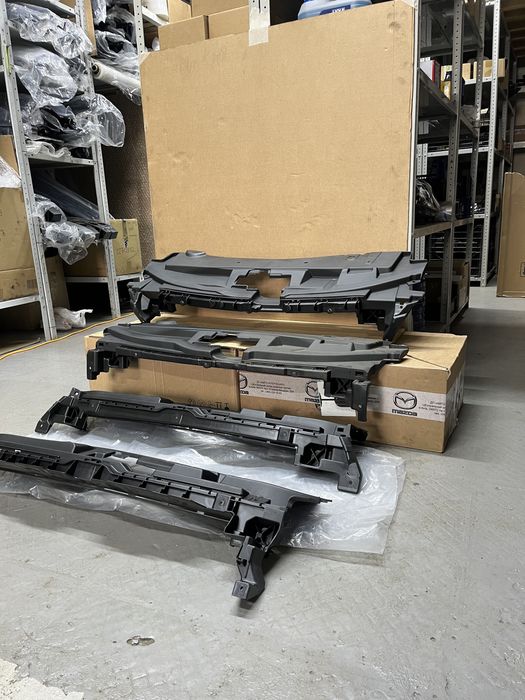 Накладка замка капота peugeot 301 C-elysee