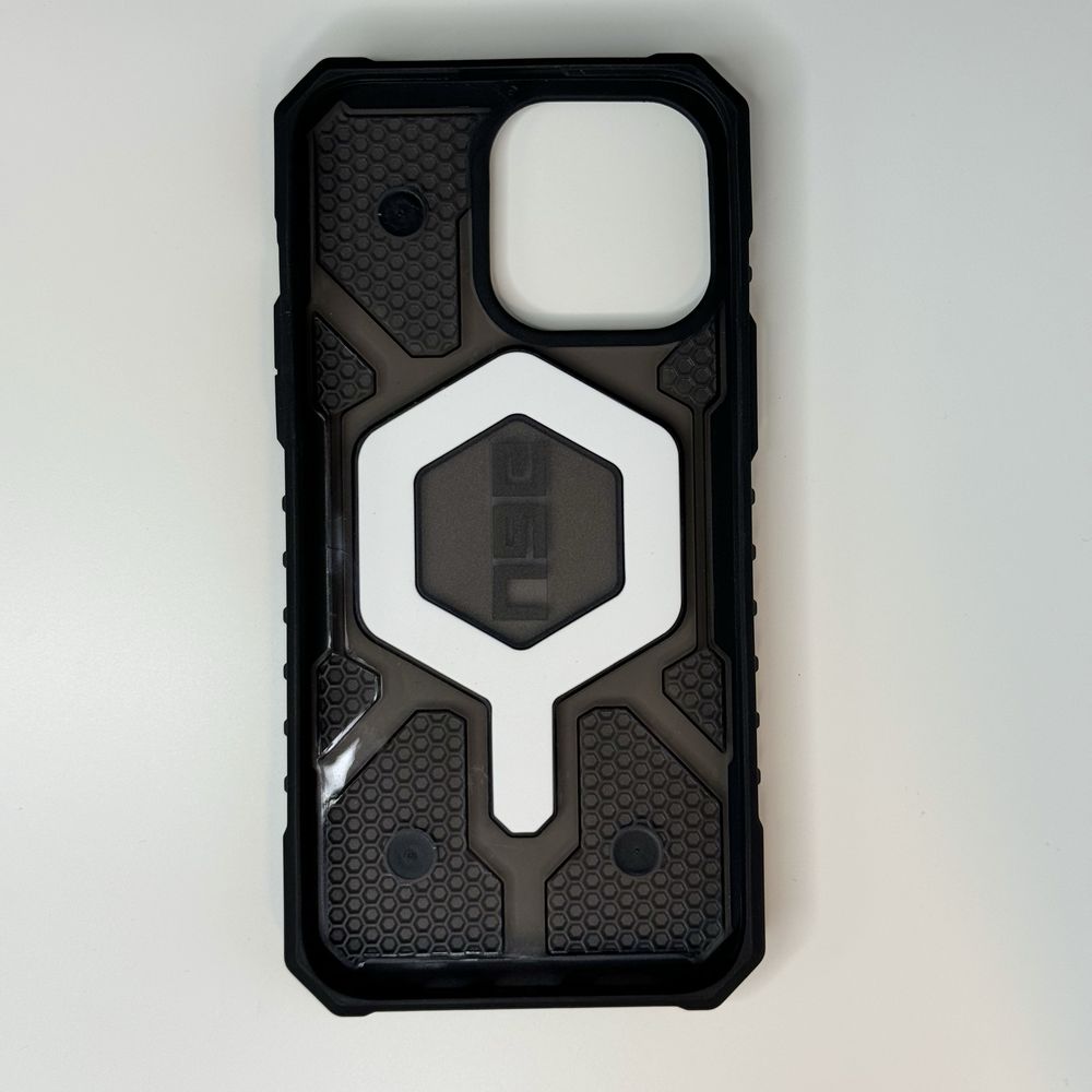 Оригінальний протиударний чохол UAG Pathfinder для iPhone 15 Pro Max