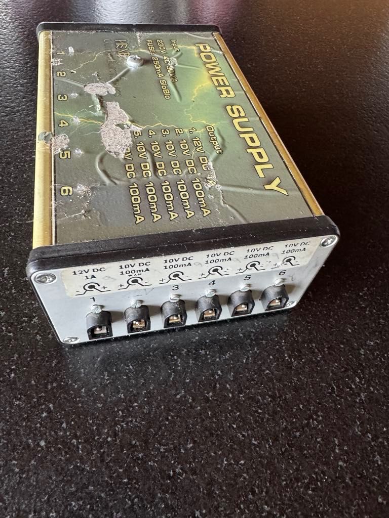 Zasilacz efektów gitarowych Power Supply 9V - 12V 1A, 100mA Boss itp