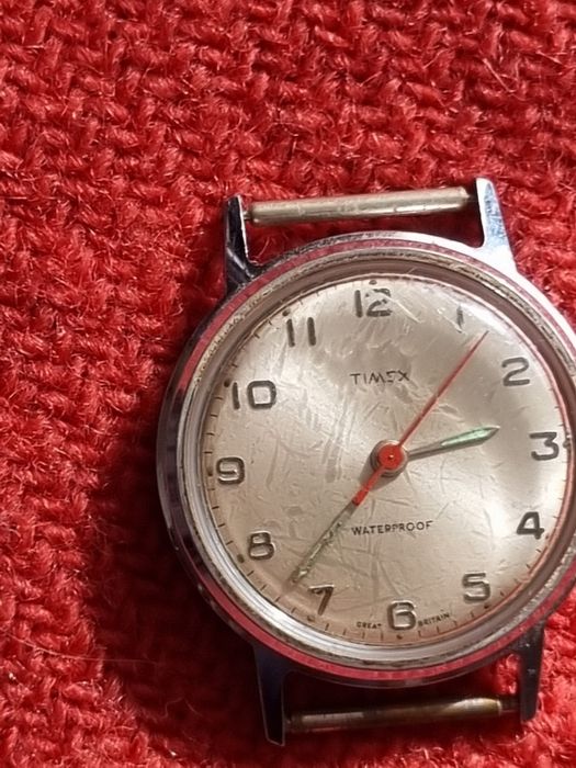 Zegarki do naprawy Timex zeg z NRD  I INNY