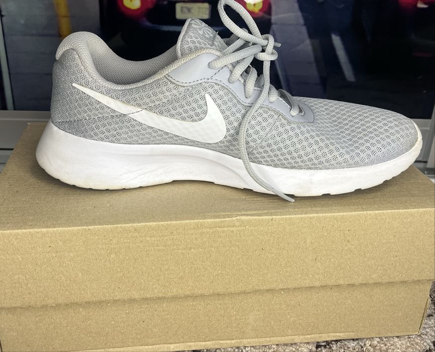 Чоловічі літні кросівки