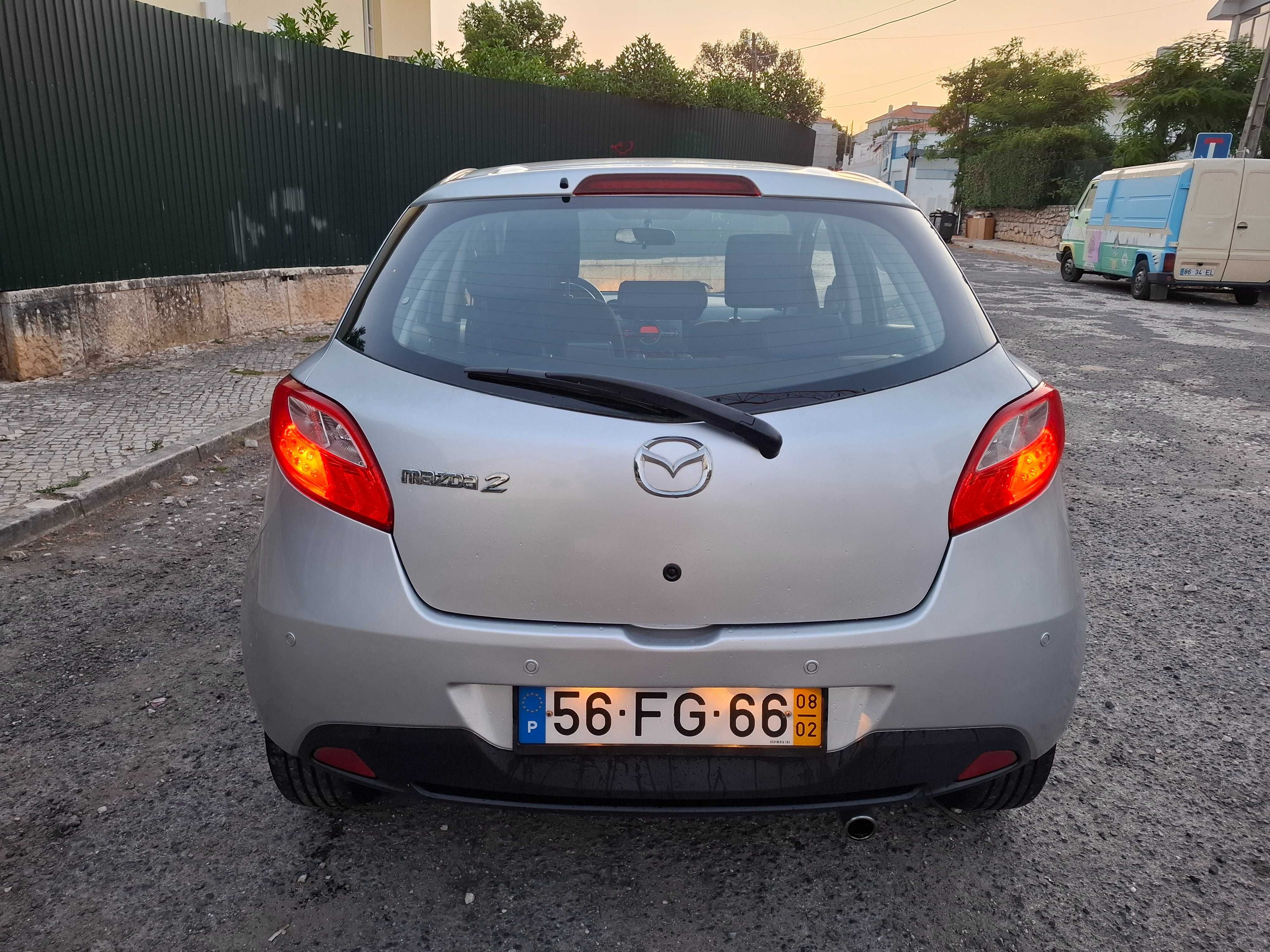 Mazda 2  1.3 MZR Exclusive