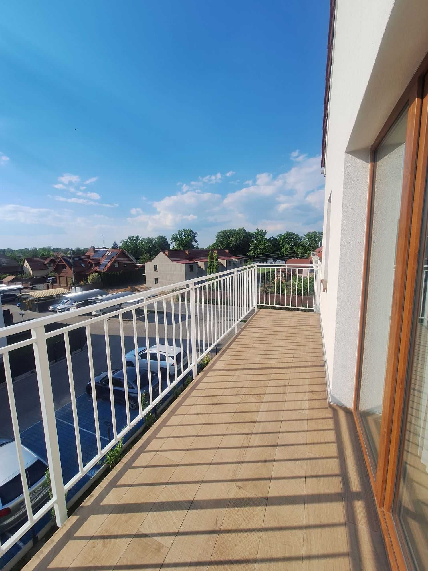 Środa Śląska/blisko basenu, nowe, wysoki standard, duży balkon!