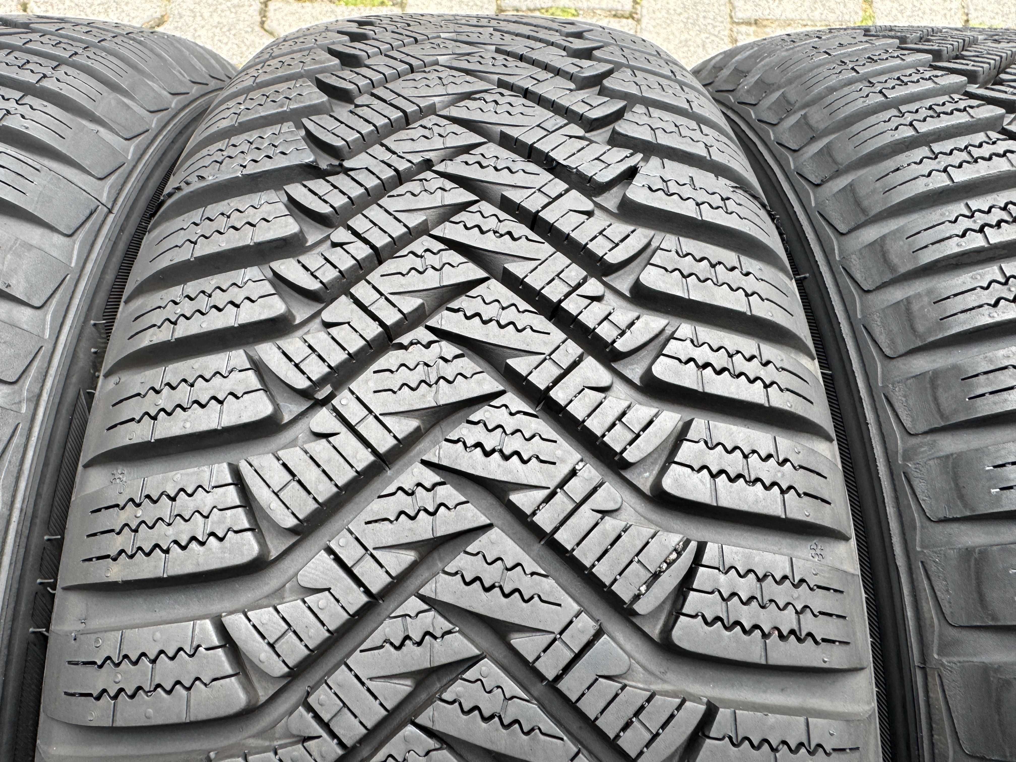 4x opony Zimowe 195/60r15 88T LAUFEN I Fit+ (8mm 2023r jak Nowe)