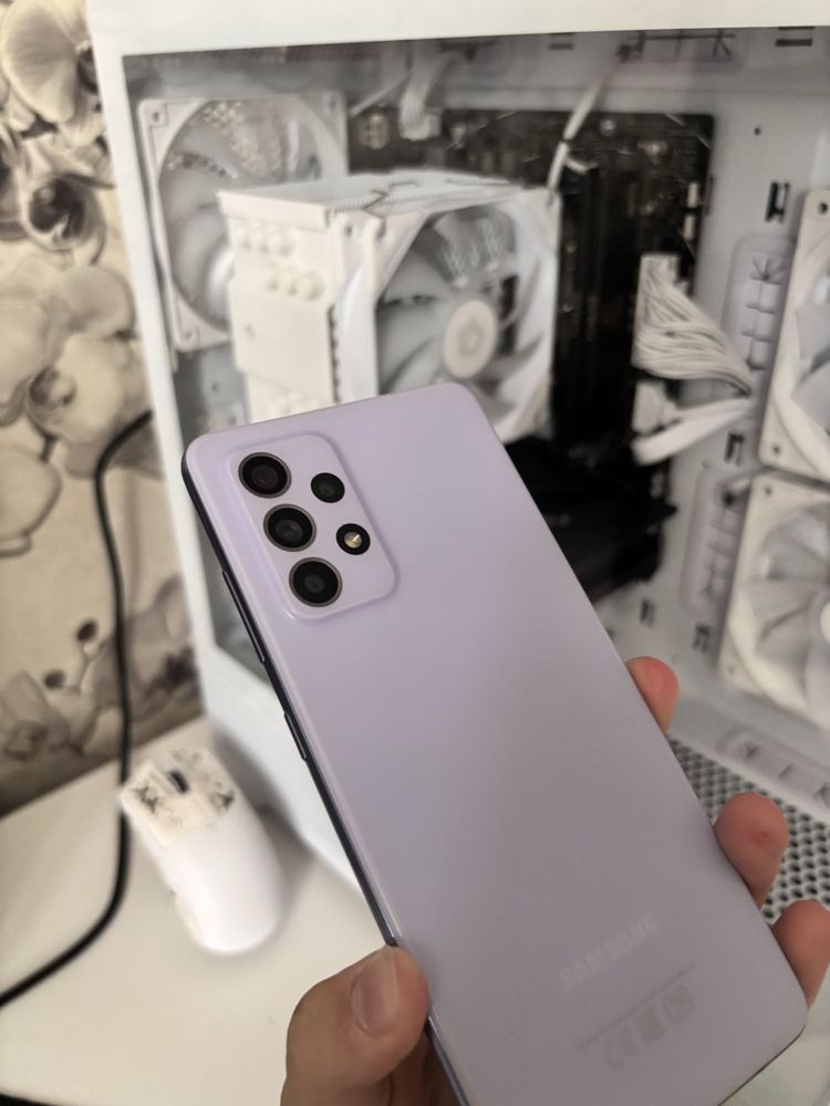 Samsung Galaxy A72 6/128GB — стан майже ідеальний
