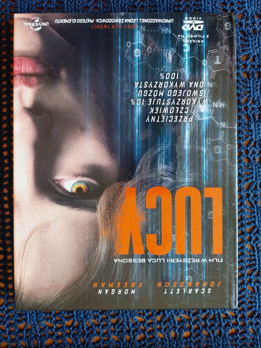 Lucy, reż. Luc Besson, dvd z książeczką