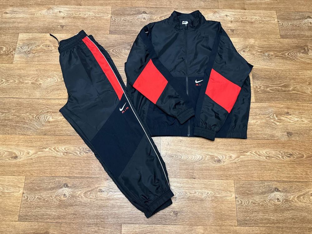 Спортивний костюм Nike!(оригінал)