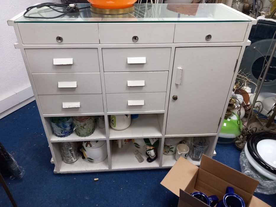 Bancada de loja em madeira