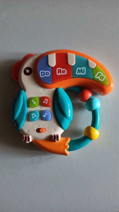 Дитячий ігровий столик