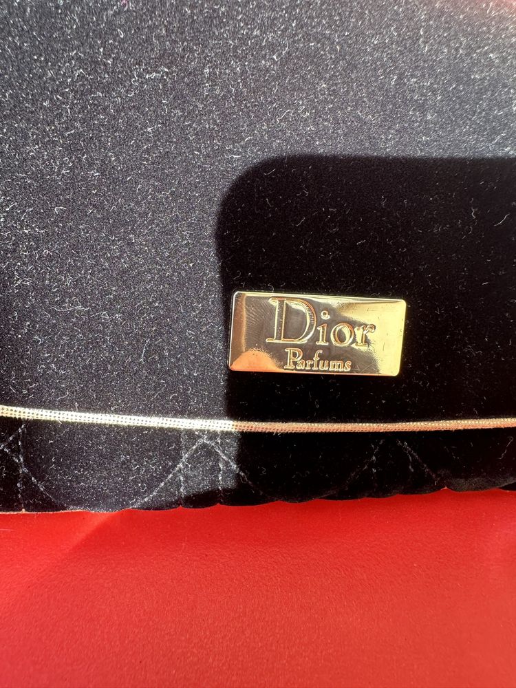 Kosmetyczka firmy Dior
