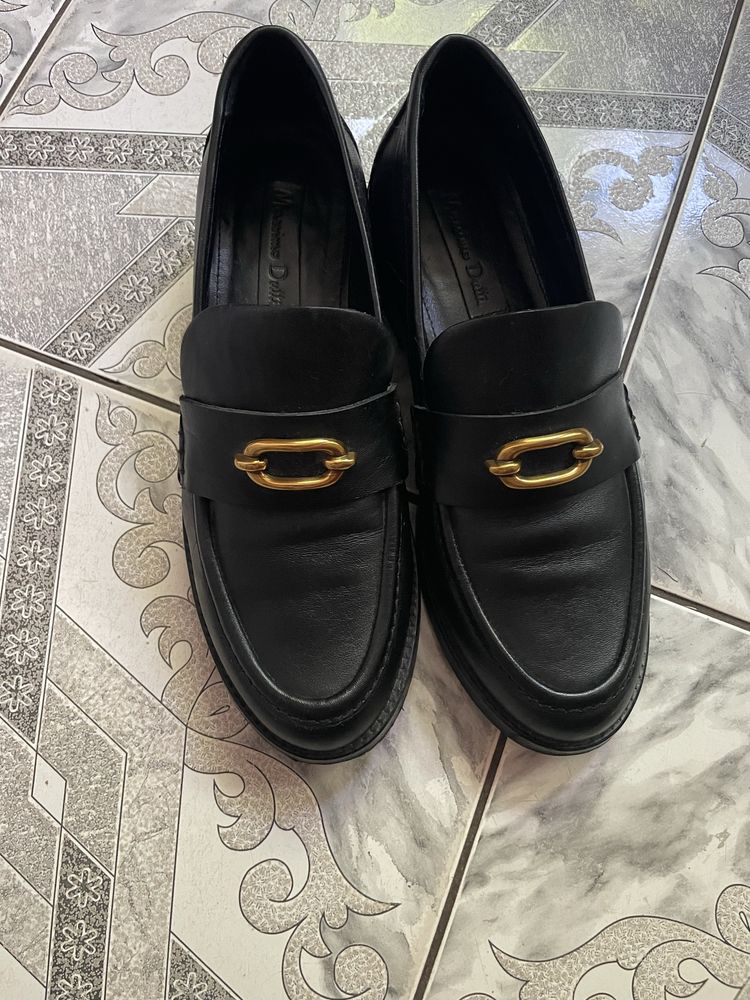 Лофери Massimo Dutti