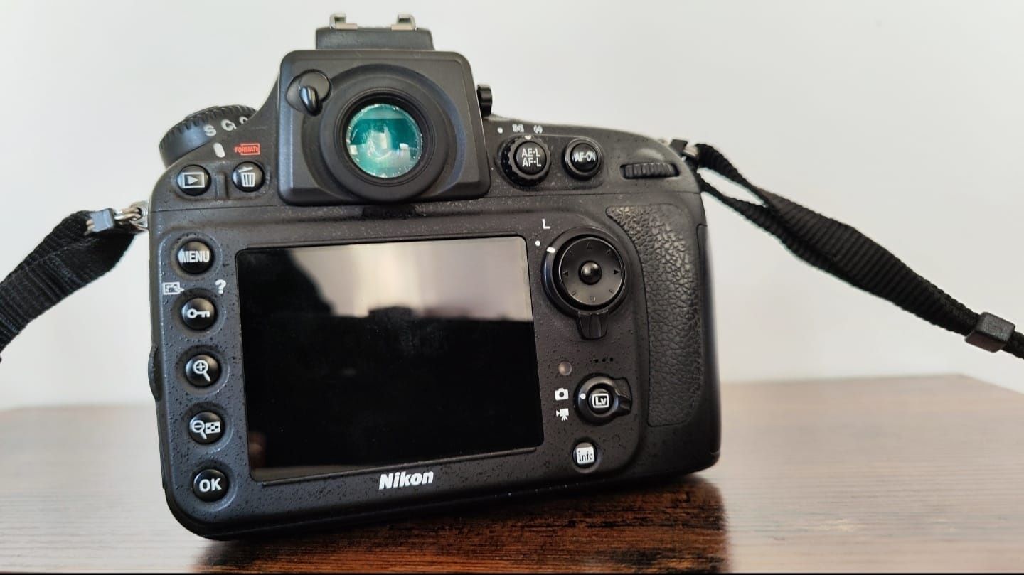 Nikon D800 + Nikkor AF-S 24-70 1:2,8G ED doskonały stan