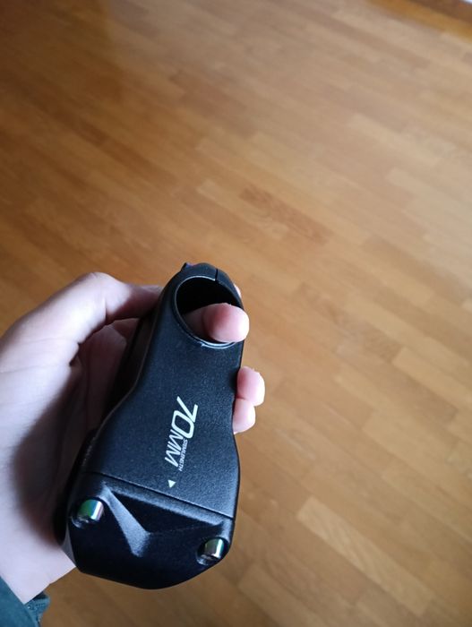 Urgente Mesa com parafusos camaleão