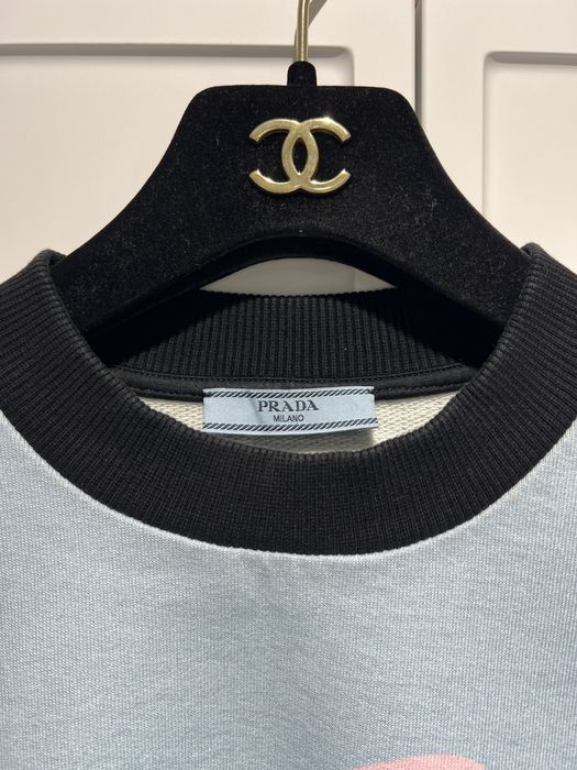 Prada оригінал Італія топ світшот