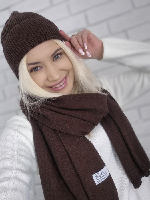 Brązowy czekoladowy komplet kaszmirowy czapka i szalik
