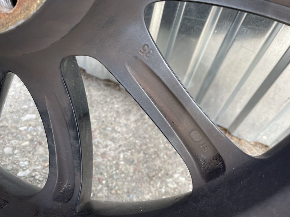 Felgi aluminiowe AEZ z oponami Mercedes 5x112 R19 8J ET35 Oryginalne