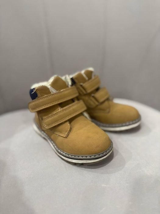 Зимові черевики 25 р.