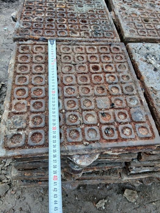 Чугунная напольная плитка