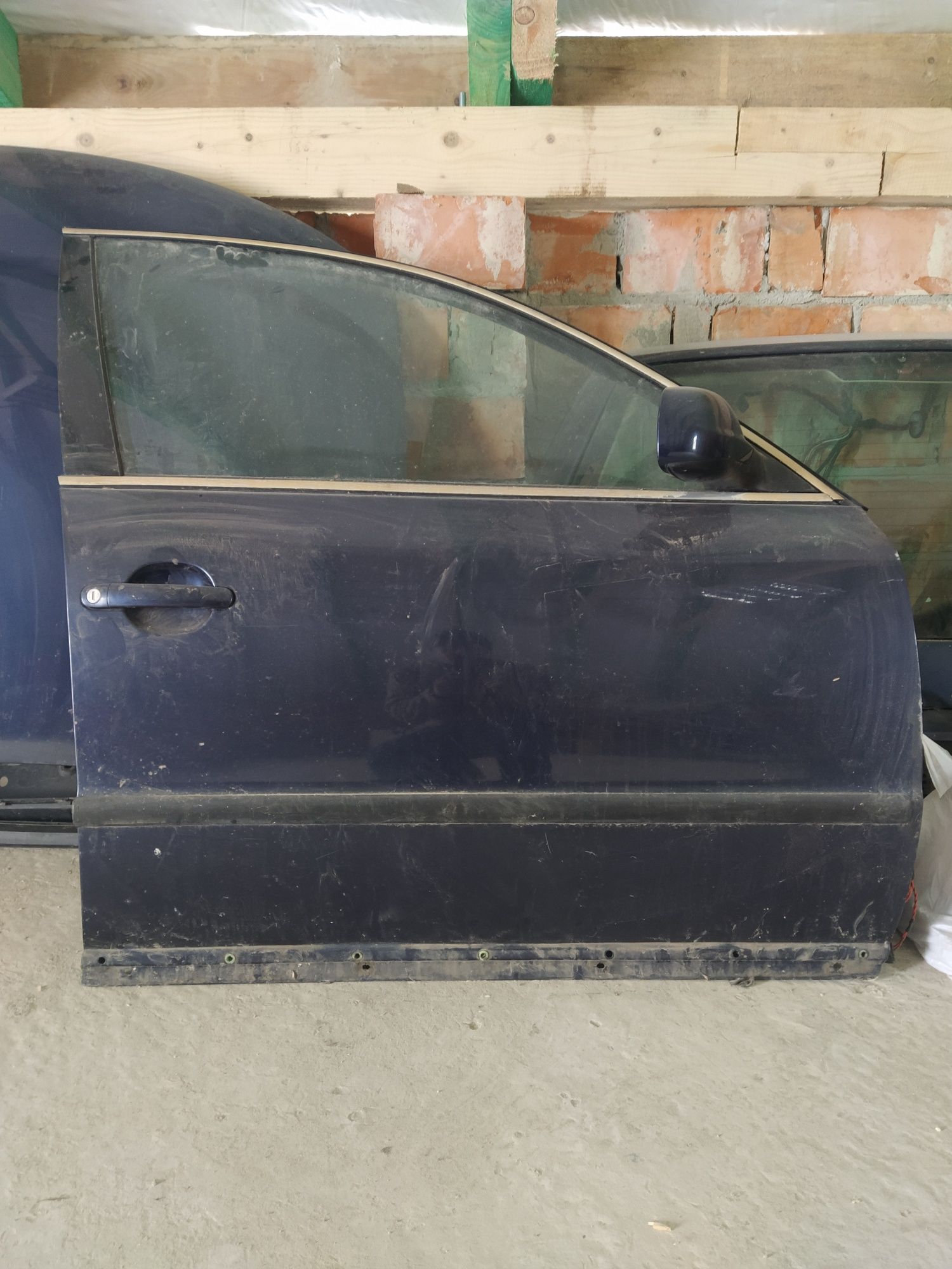 Продам дверки Volkswagen Passat B5