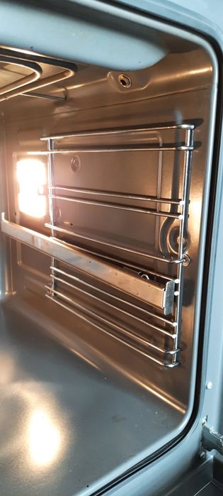 Piekarnik Amica EBI 810 74C